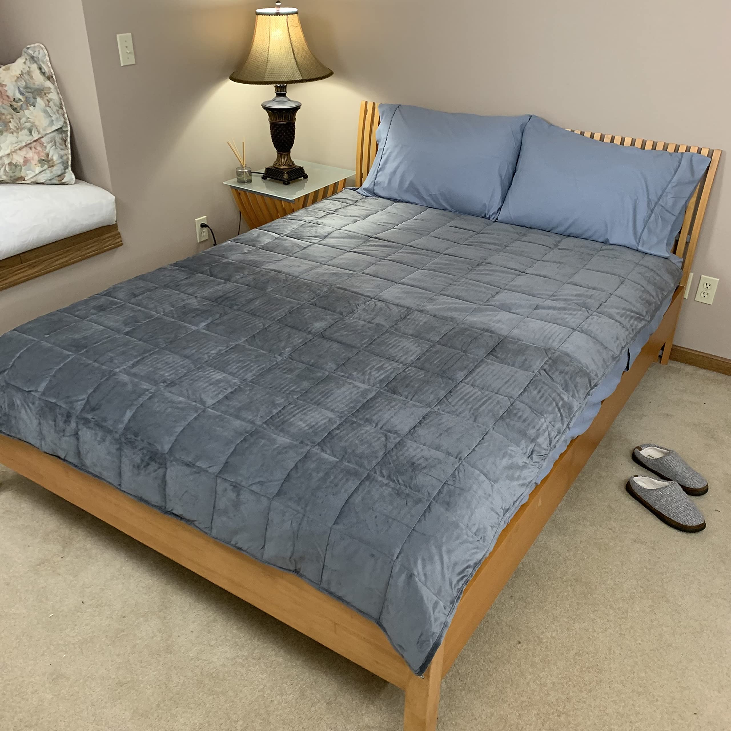 Sacred Thread Weighted Blanket - Great for Kids and Adults - Heavy Blanket with High Breathability - Soft, Durable Cover Glass Beads