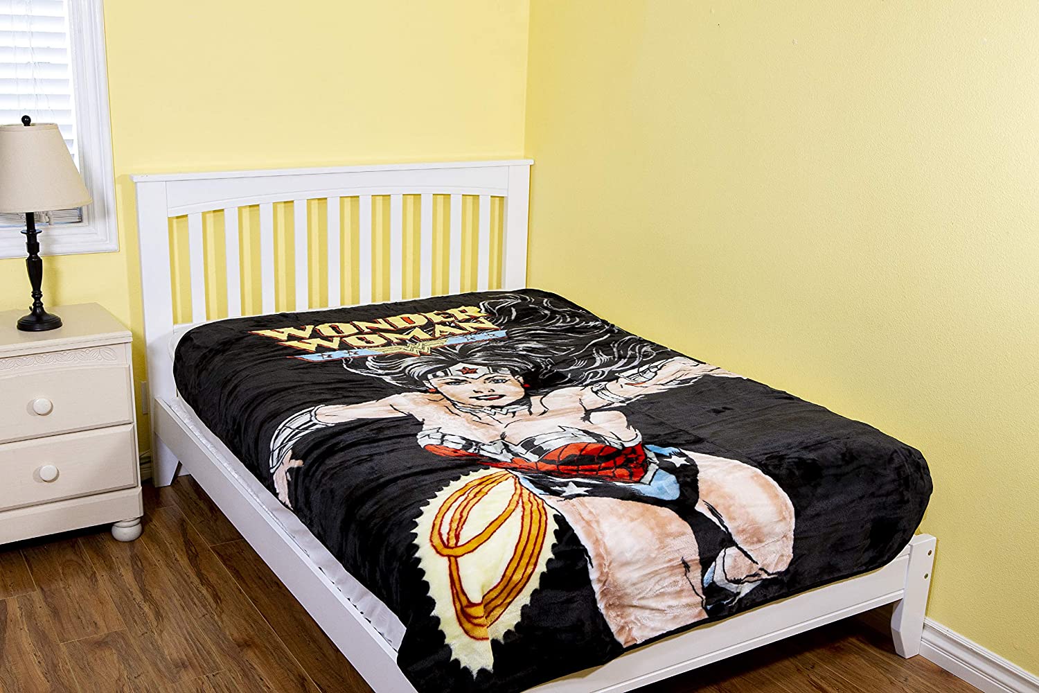 60x80 Wonder Woman Blanket